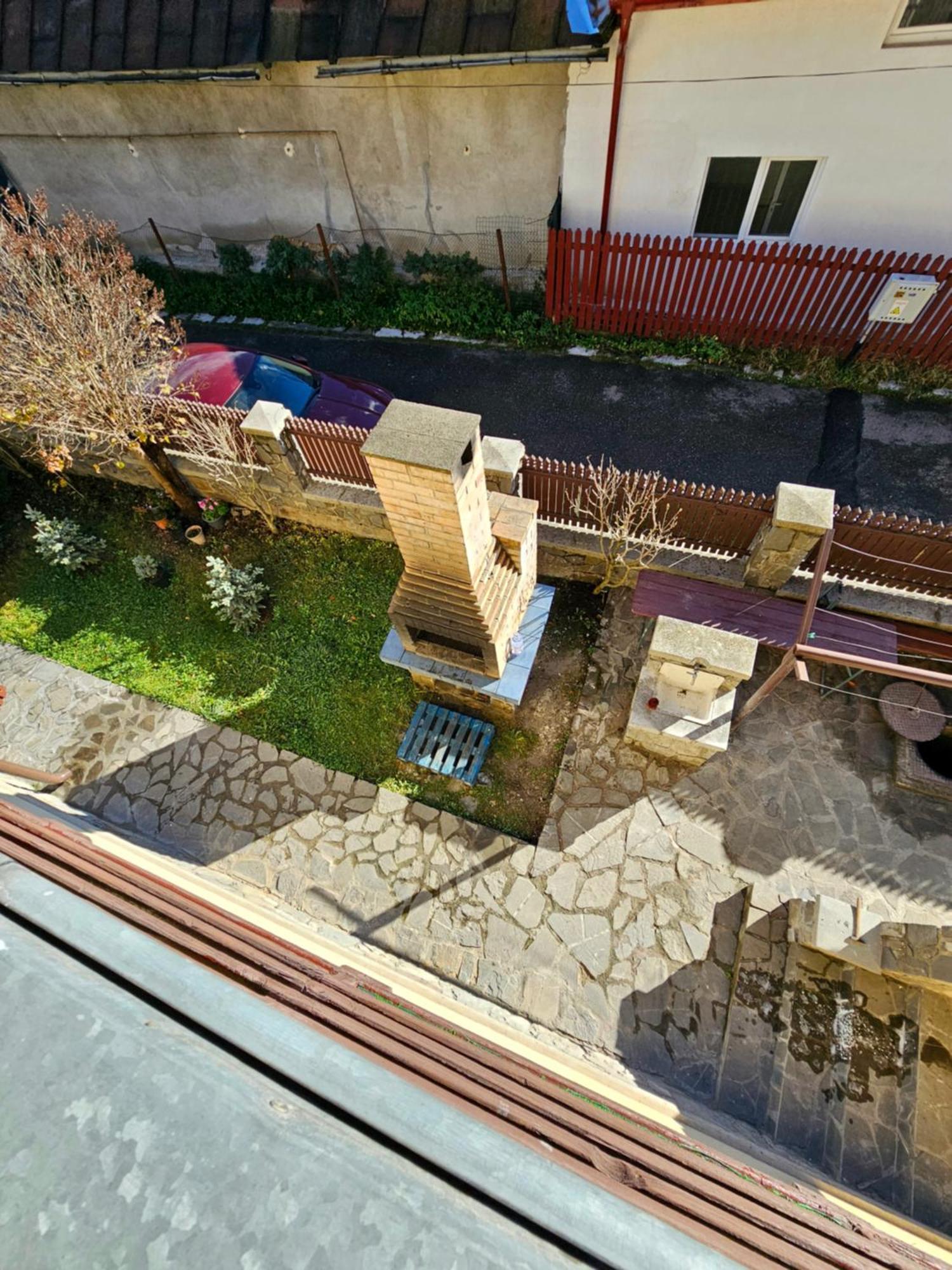 Casa Mina Hotell Buşteni Exteriör bild